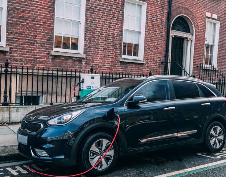 Electric Vehicle Charging with public infrastructure